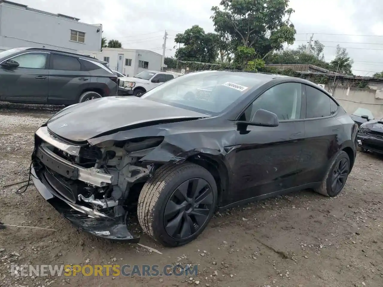 1 fotografías del automóvil dañado 7SAYGAEE8RF184937 TESLA MODEL Y 2024