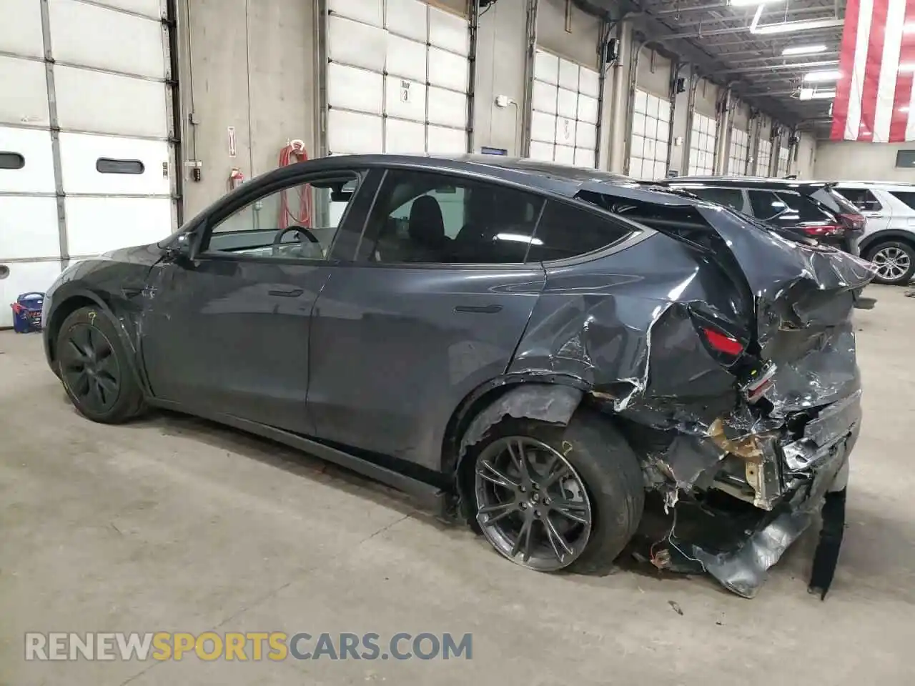 2 Photograph of a damaged car 7SAYGAEE8RF200330 TESLA MODEL Y 2024