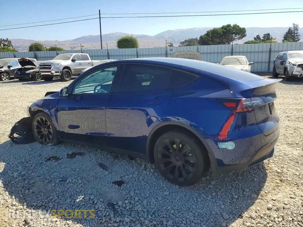 2 Фотография поврежденного автомобиля 7SAYGAEE9RF983478 TESLA MODEL Y 2024