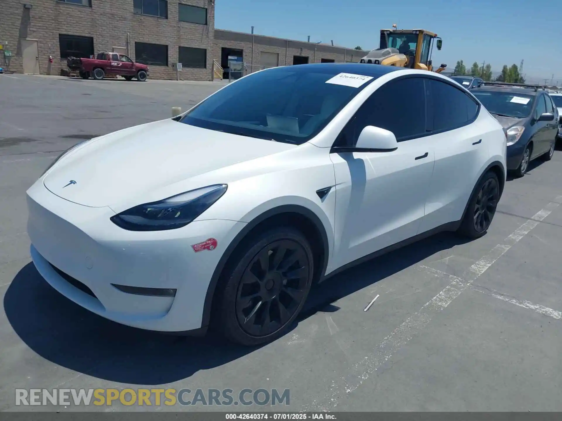 2 Photograph of a damaged car 7SAYGAEEXRF005197 TESLA MODEL Y 2024
