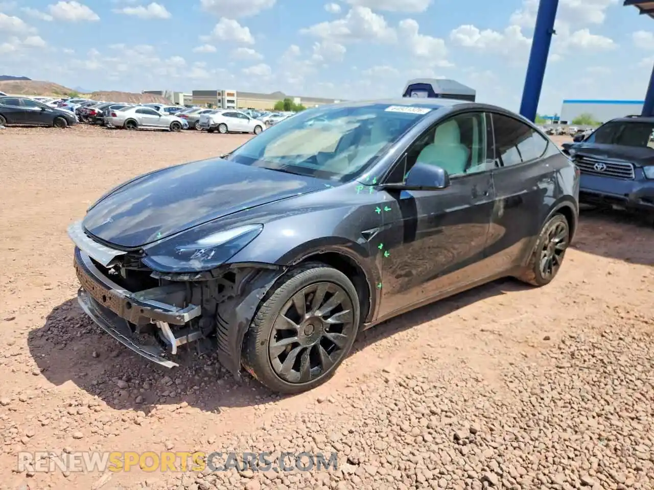 1 Photograph of a damaged car 7SAYGAEEXRF021318 TESLA MODEL Y 2024