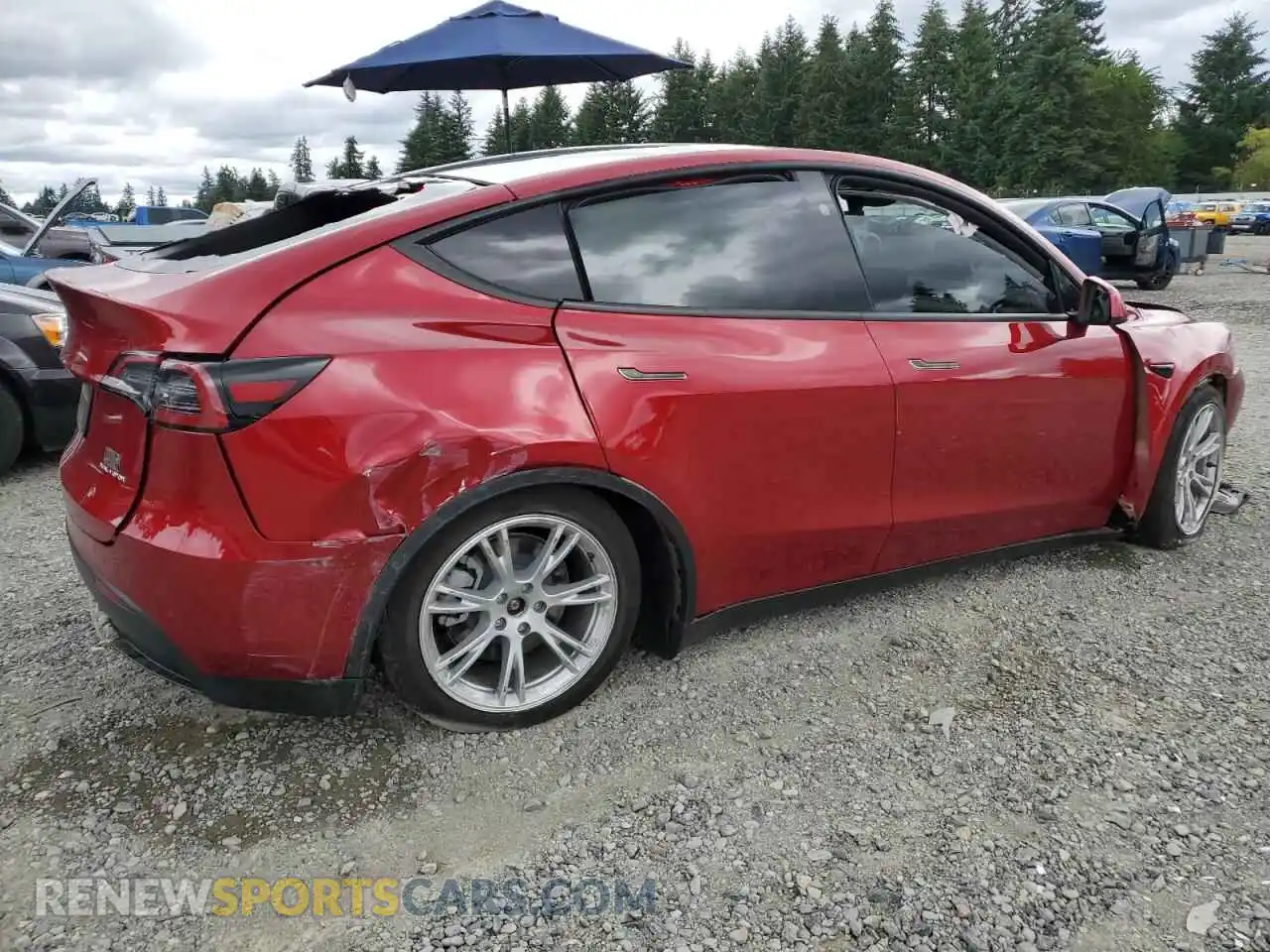 3 Photograph of a damaged car 7SAYGAEEXRF060264 TESLA MODEL Y 2024