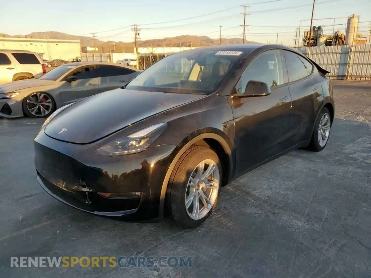 1 Photograph of a damaged car 7SAYGAEEXRF063469 TESLA MODEL Y 2024