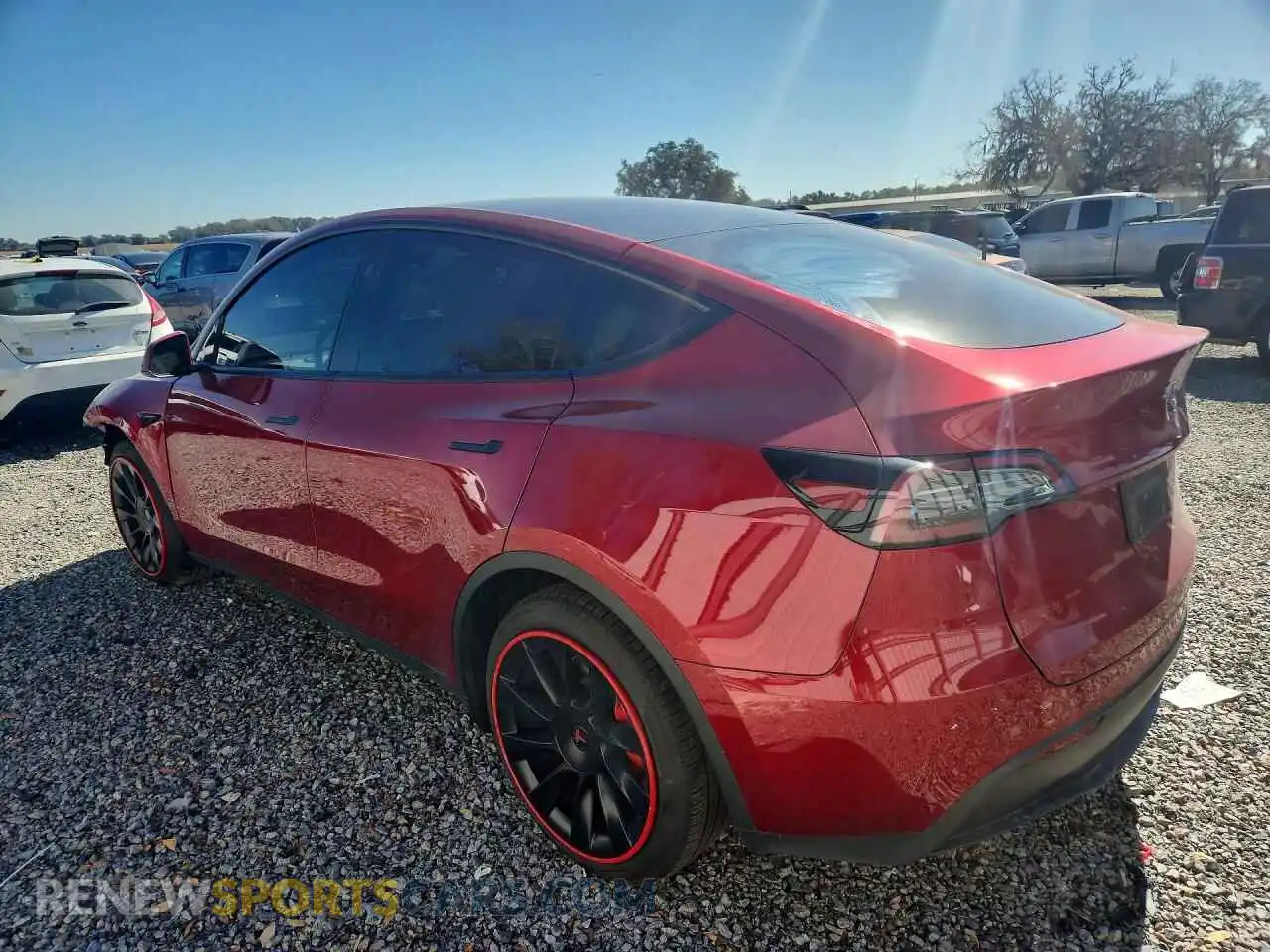 2 Photograph of a damaged car 7SAYGAEEXRF066940 TESLA MODEL Y 2024