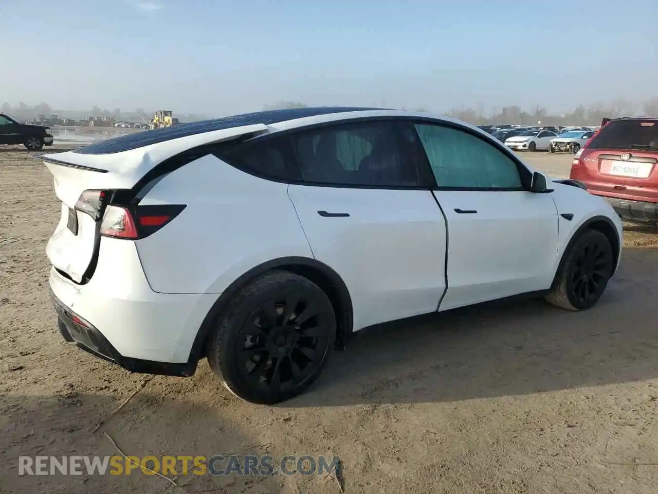 3 Photograph of a damaged car 7SAYGDED0RA311315 TESLA MODEL Y 2024