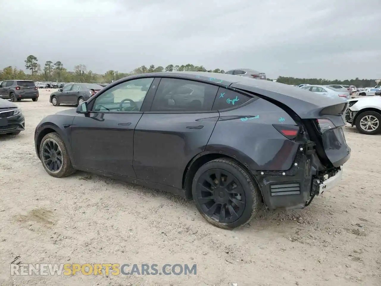 2 Photograph of a damaged car 7SAYGDED0RF044759 TESLA MODEL Y 2024