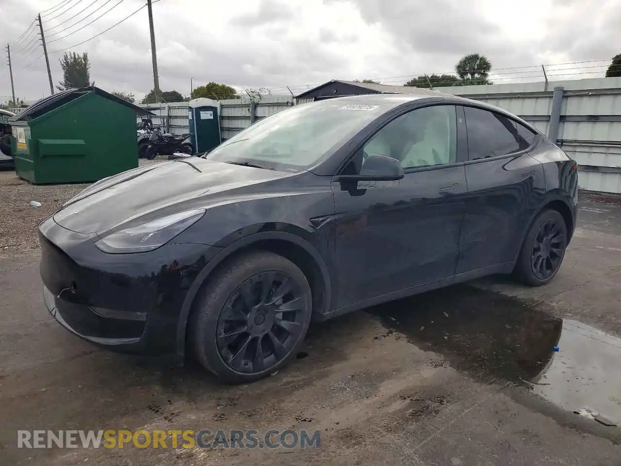 1 Photograph of a damaged car 7SAYGDED0RF103065 TESLA MODEL Y 2024