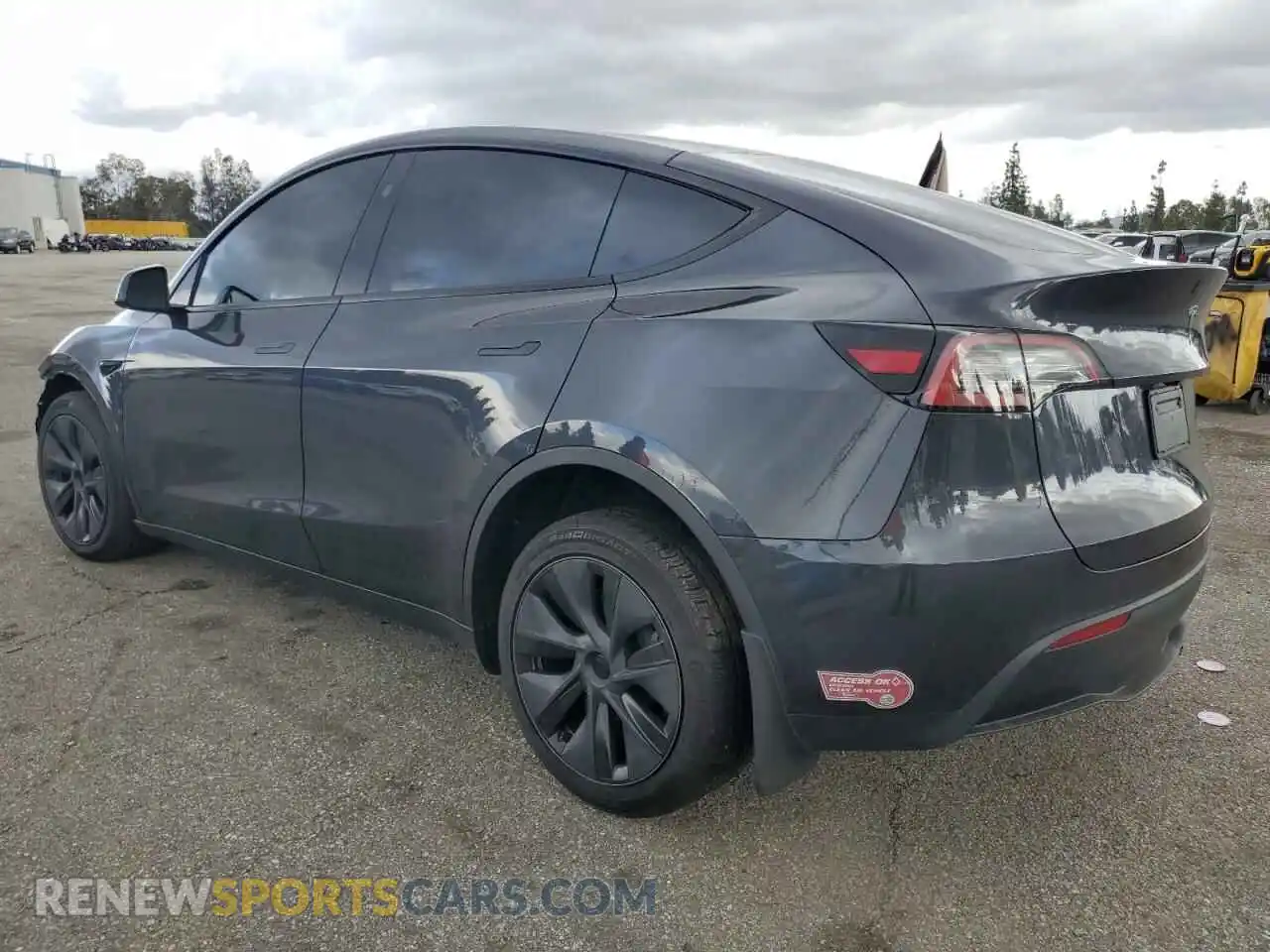 2 Photograph of a damaged car 7SAYGDED0RF111859 TESLA MODEL Y 2024