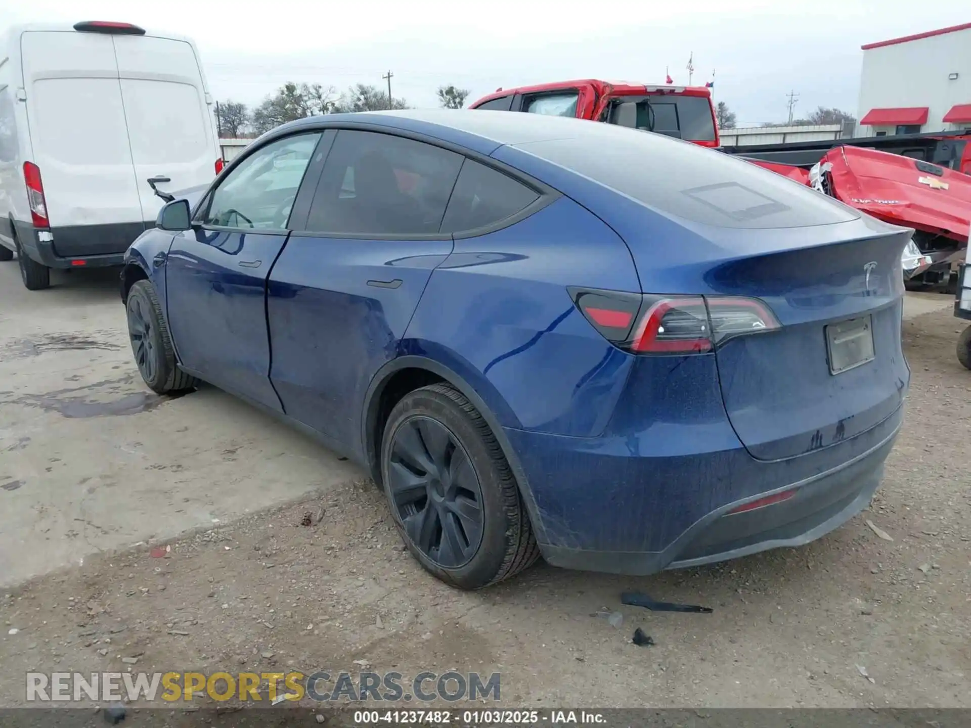 3 Photograph of a damaged car 7SAYGDED1RA308245 TESLA MODEL Y 2024