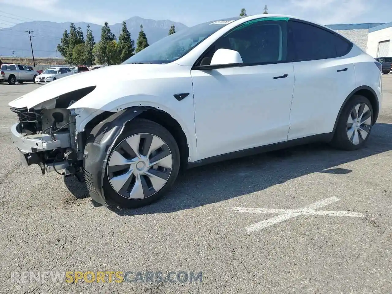1 Photograph of a damaged car 7SAYGDED1RF002570 TESLA MODEL Y 2024