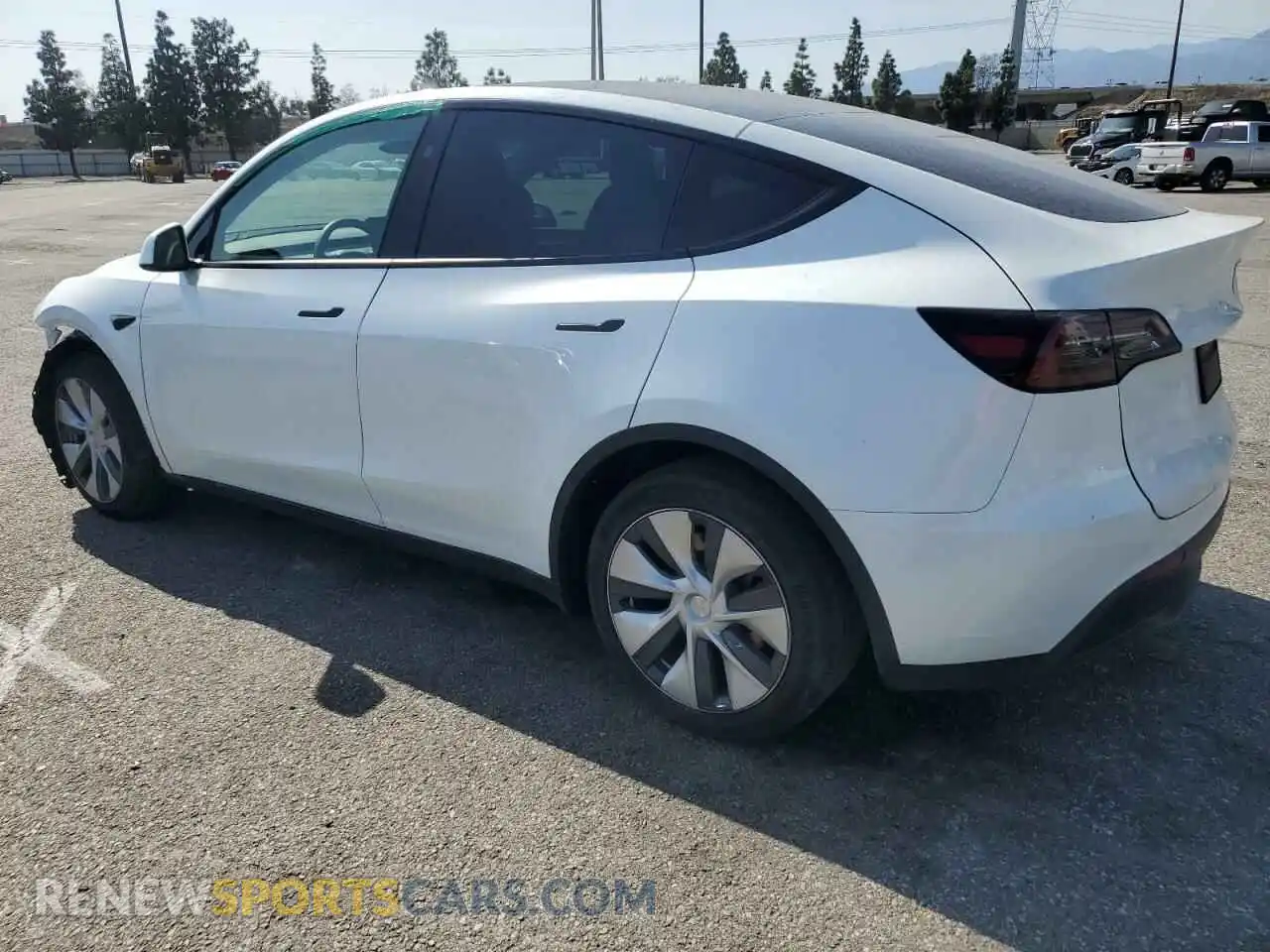 2 Photograph of a damaged car 7SAYGDED1RF002570 TESLA MODEL Y 2024