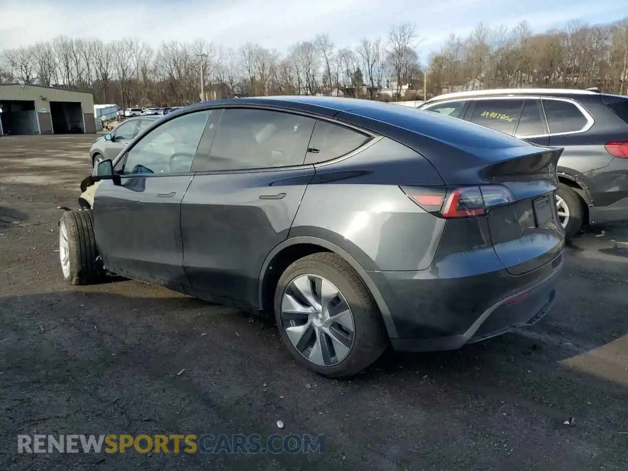 2 Photograph of a damaged car 7SAYGDED1RF016792 TESLA MODEL Y 2024