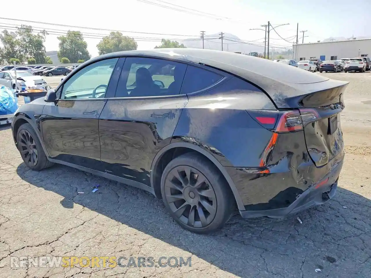 2 Photograph of a damaged car 7SAYGDED1RF102734 TESLA MODEL Y 2024