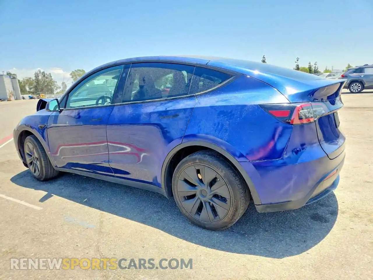 2 fotografías del automóvil dañado 7SAYGDED1RF160696 TESLA MODEL Y 2024