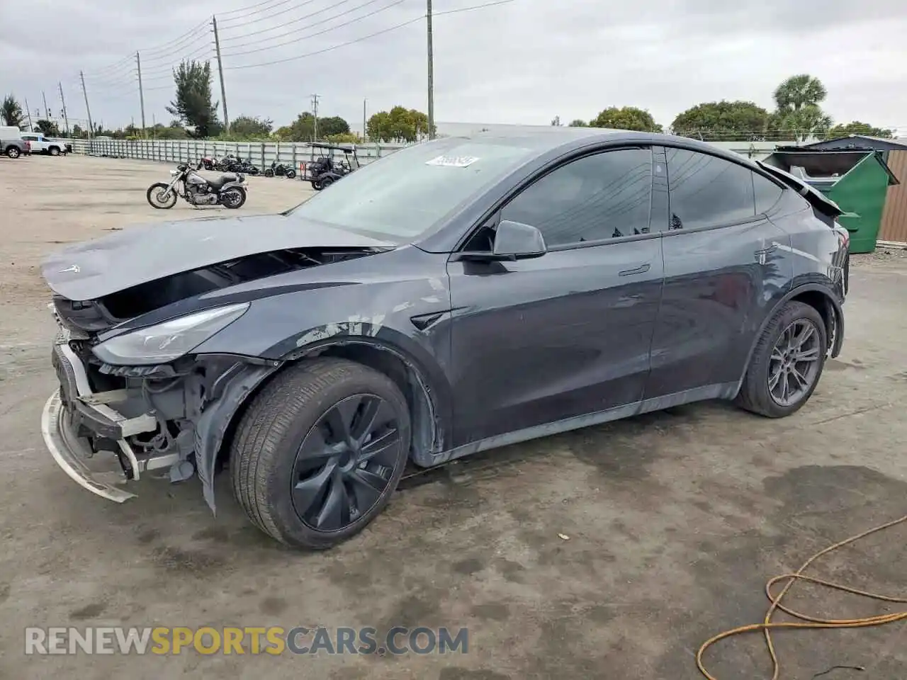 1 Photograph of a damaged car 7SAYGDED1RF164490 TESLA MODEL Y 2024