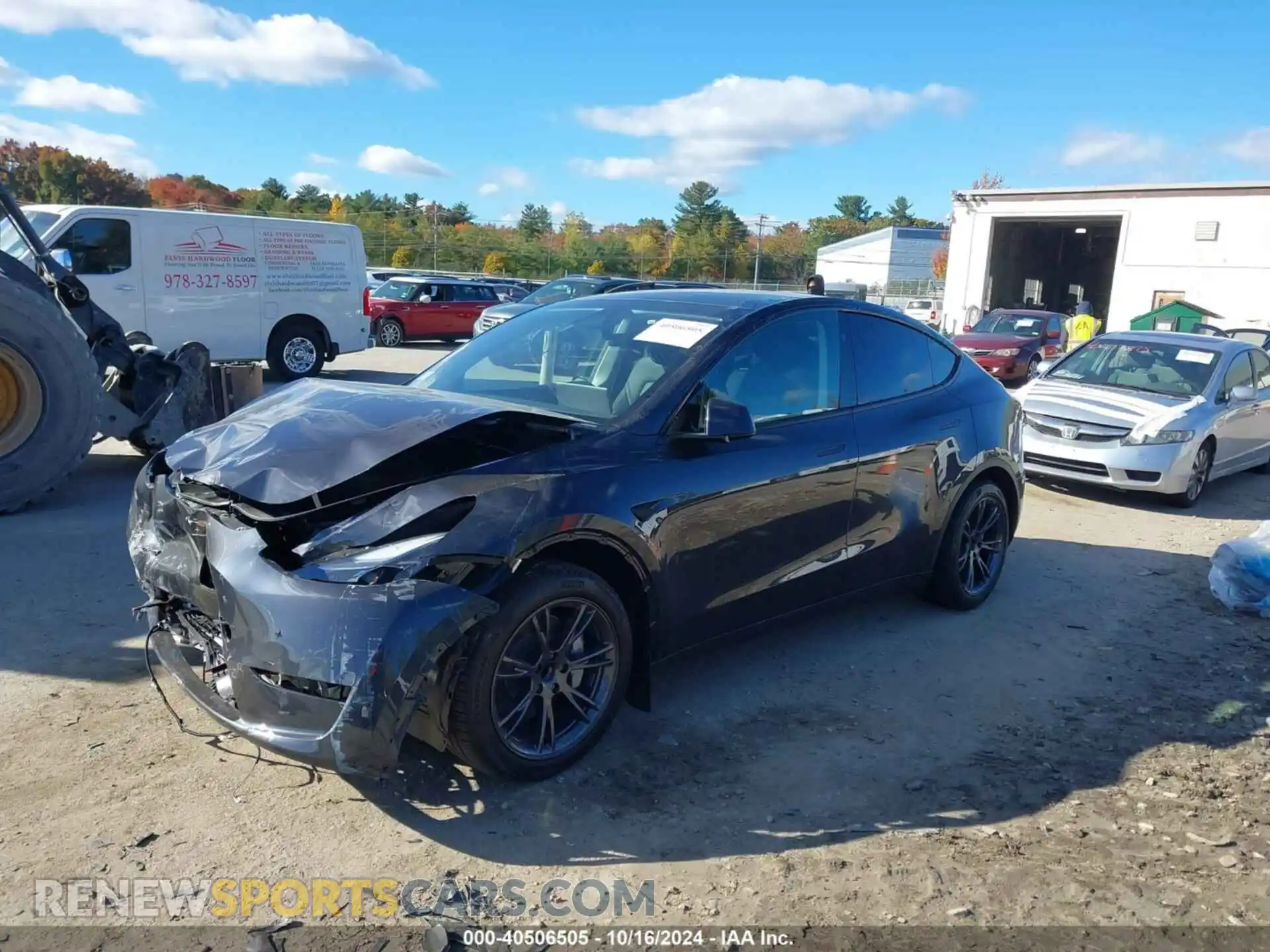 2 Photograph of a damaged car 7SAYGDED1RF193617 TESLA MODEL Y 2024