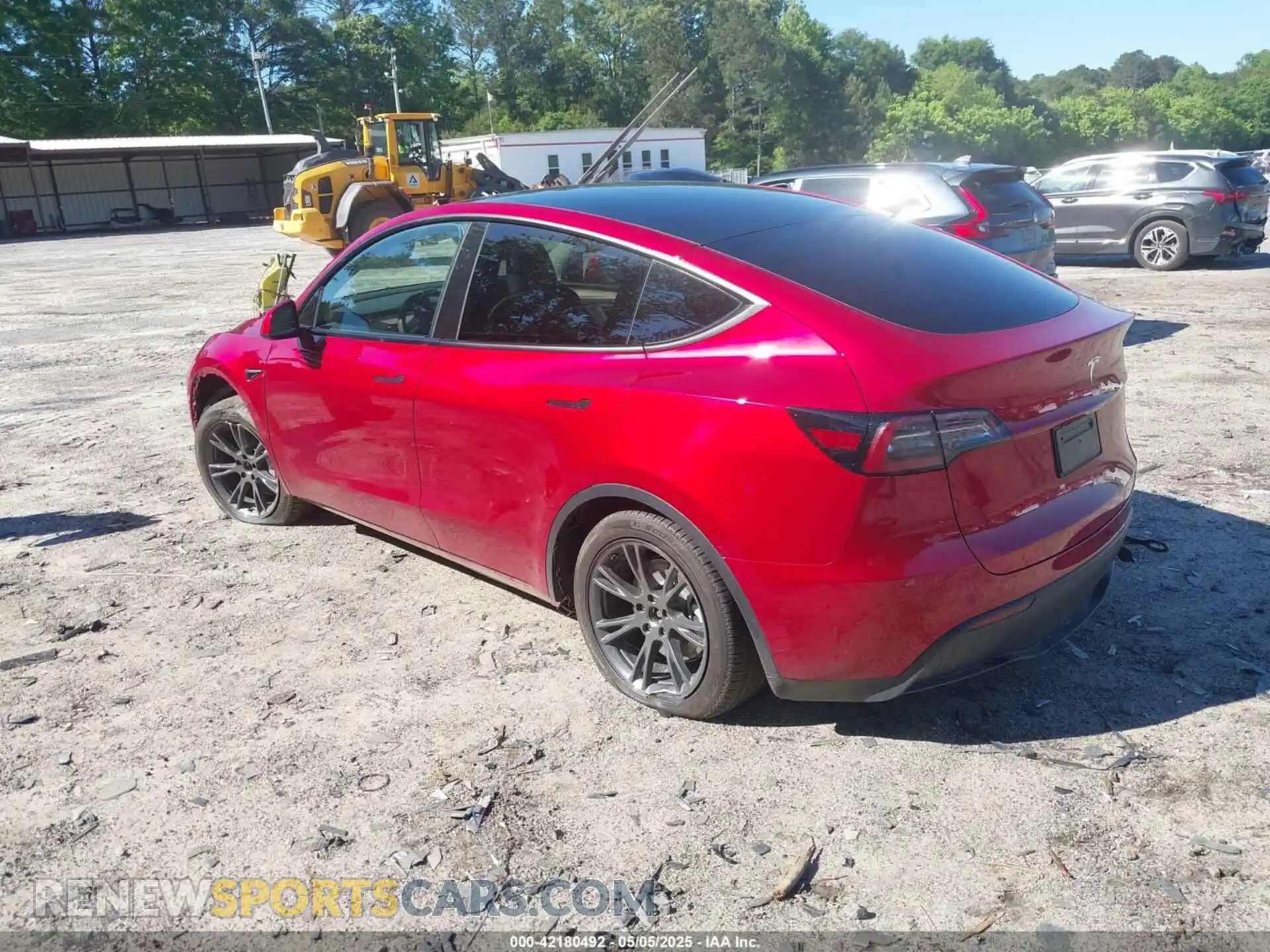 3 Photograph of a damaged car 7SAYGDED2RA325538 TESLA MODEL Y 2024