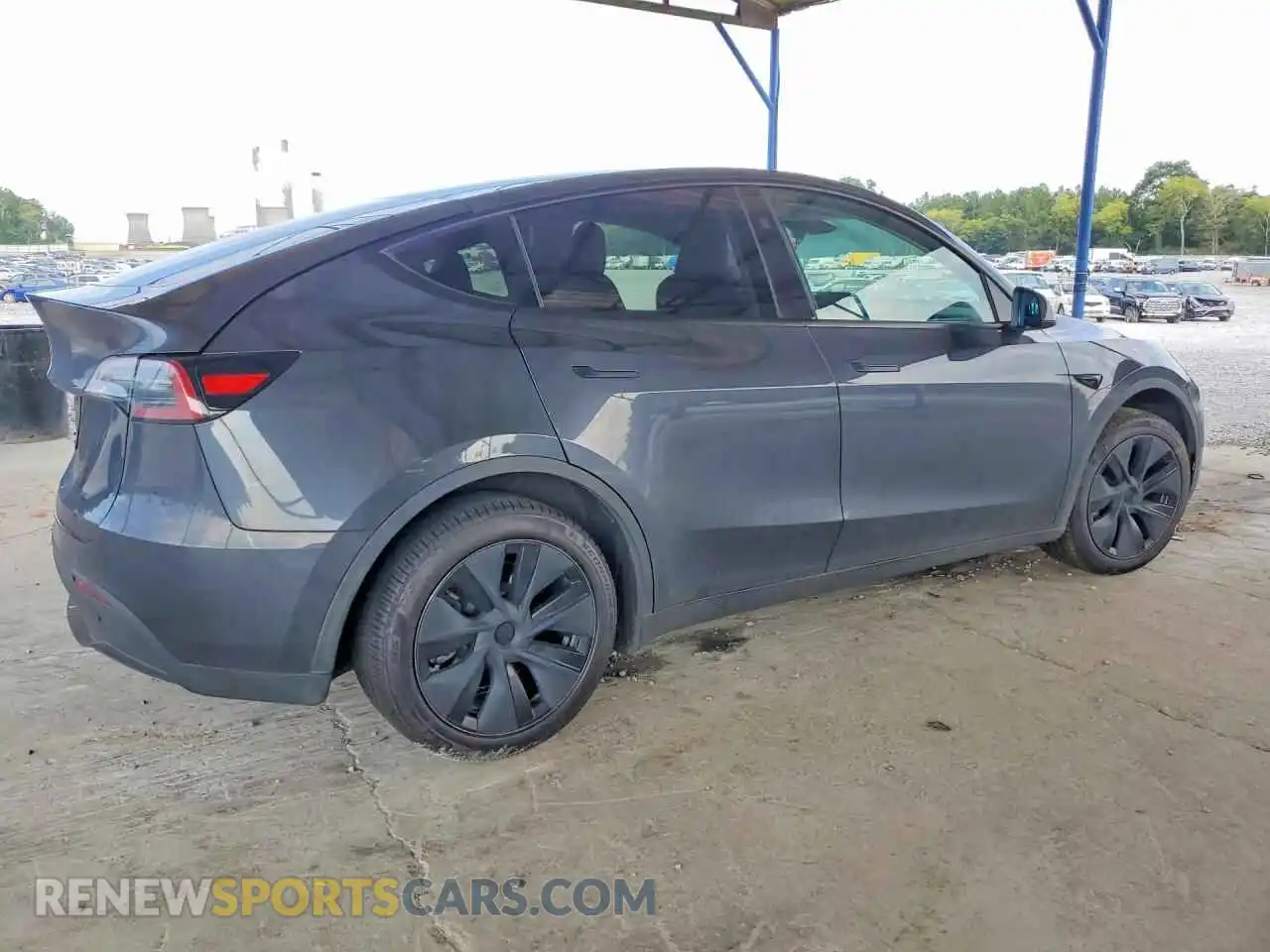 3 Photograph of a damaged car 7SAYGDED2RA327662 TESLA MODEL Y 2024