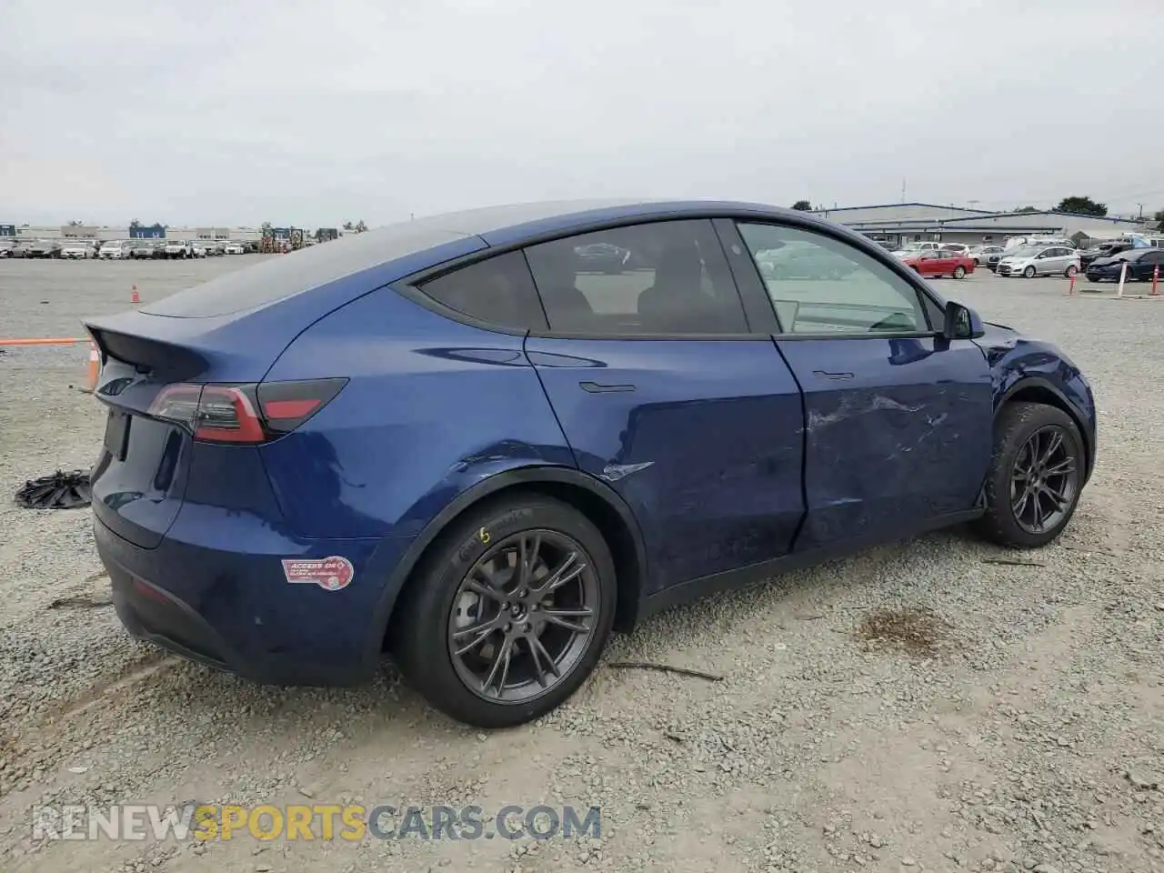 3 Фотография поврежденного автомобиля 7SAYGDED2RF110499 TESLA MODEL Y 2024