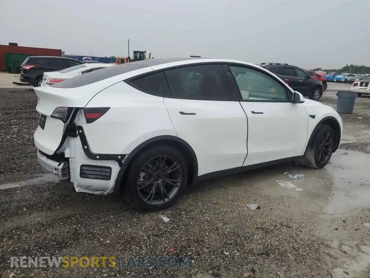 3 Photograph of a damaged car 7SAYGDED2RF170380 TESLA MODEL Y 2024