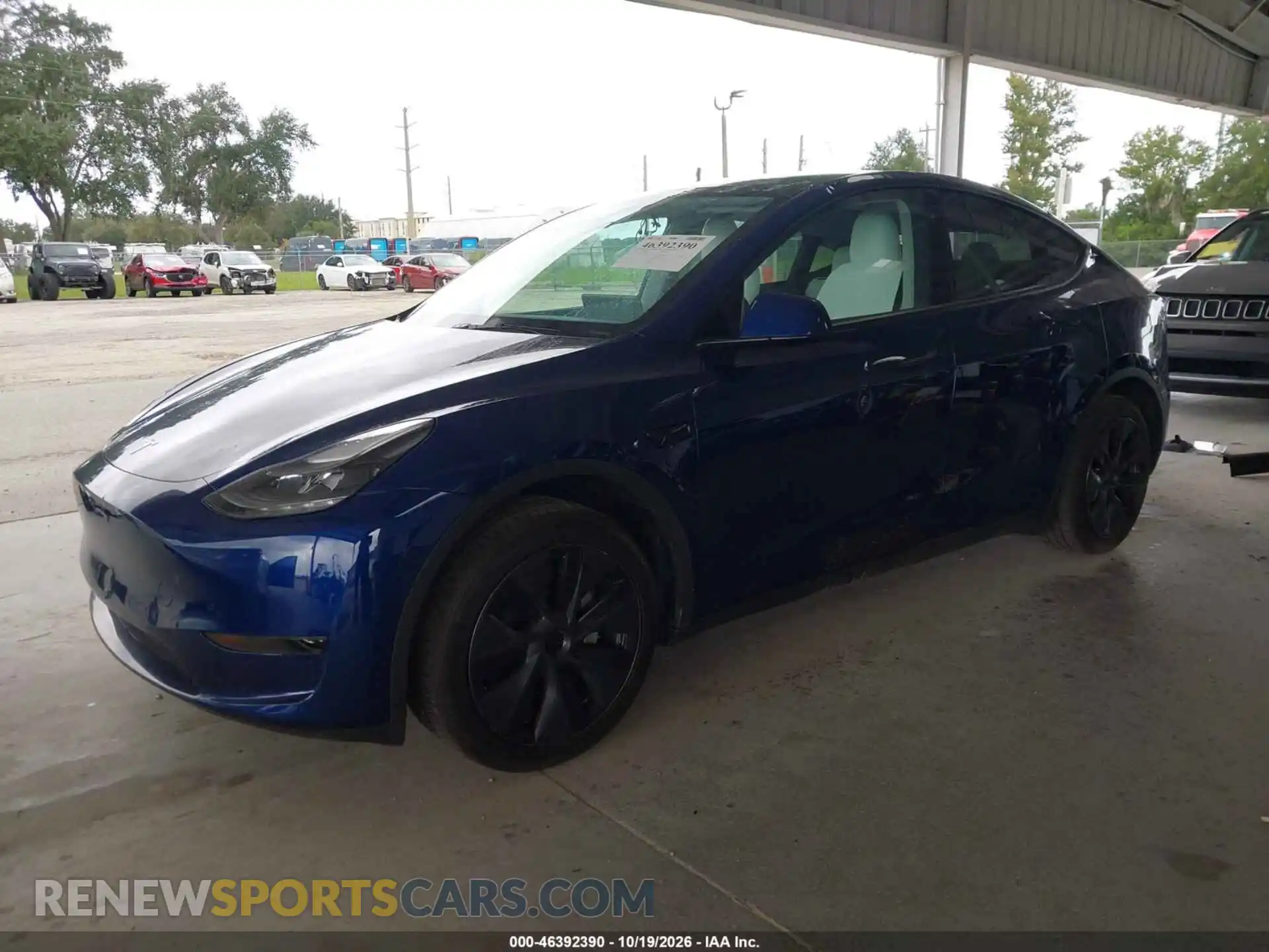2 Photograph of a damaged car 7SAYGDED2RF209422 TESLA MODEL Y 2024