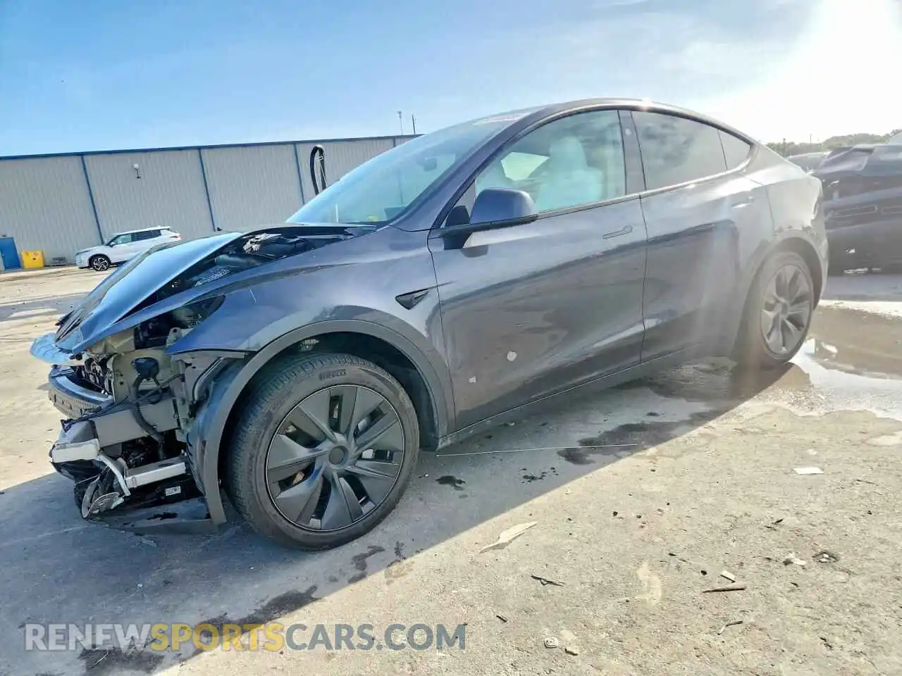 1 Фотография поврежденного автомобиля 7SAYGDED3RA327010 TESLA MODEL Y 2024