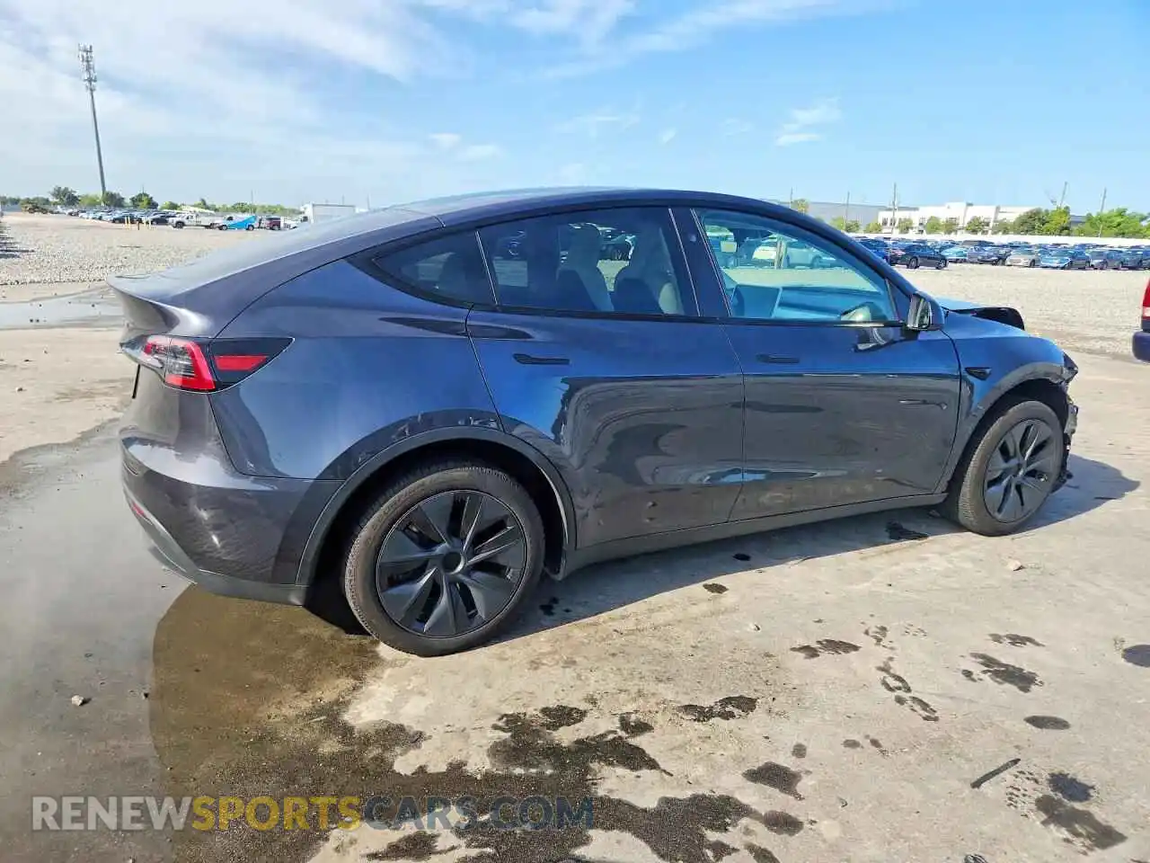 3 Фотография поврежденного автомобиля 7SAYGDED3RA327010 TESLA MODEL Y 2024