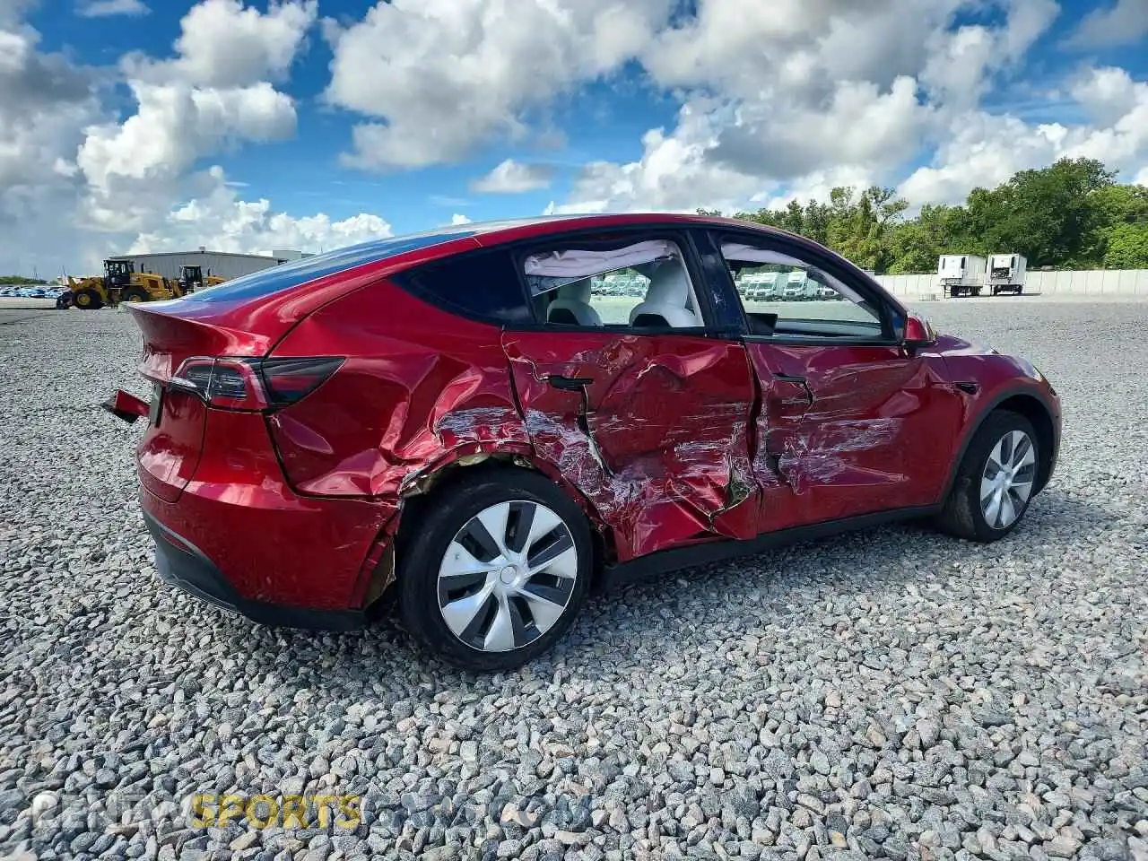 3 Photograph of a damaged car 7SAYGDED3RF089484 TESLA MODEL Y 2024