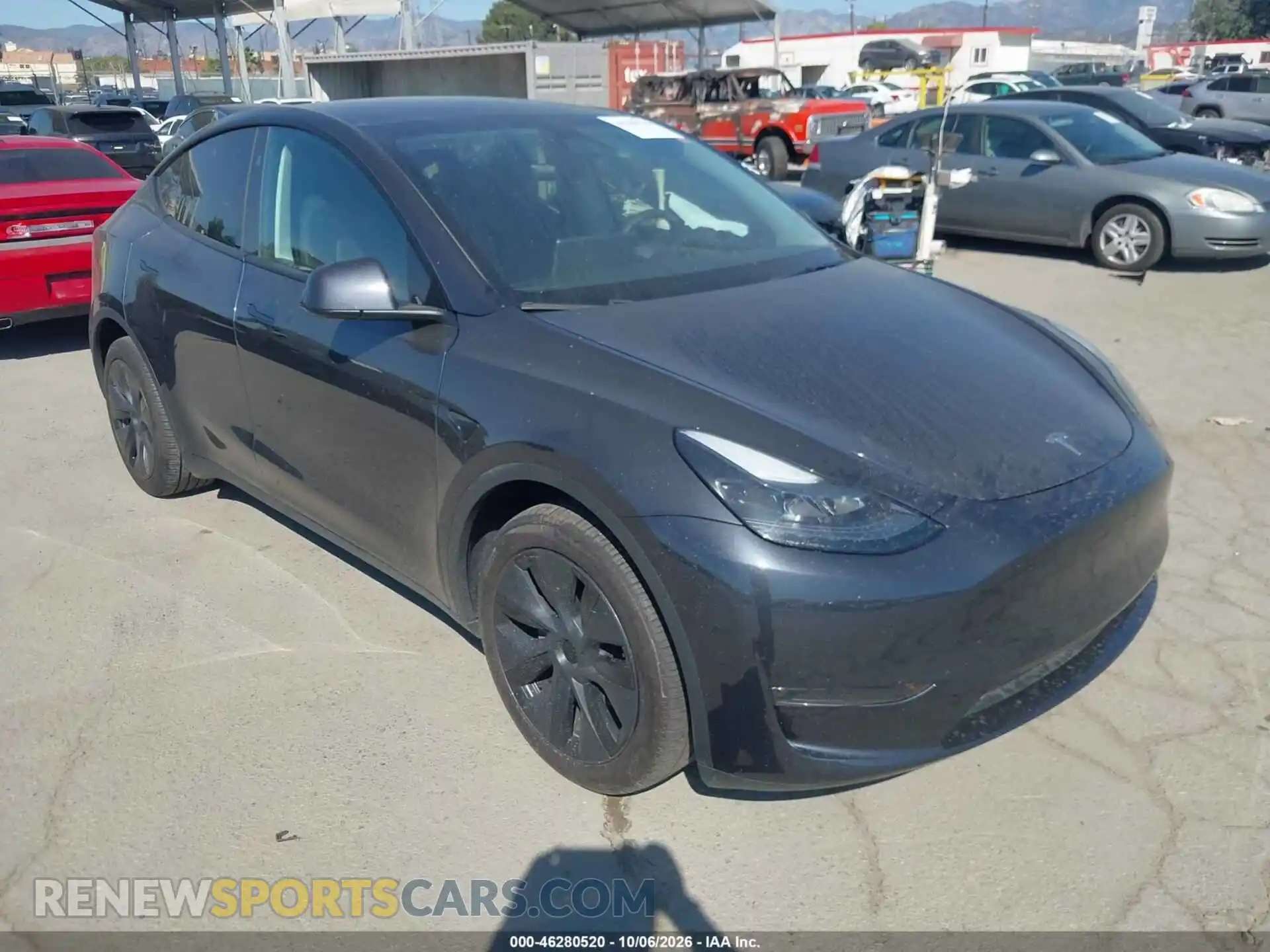 1 Photograph of a damaged car 7SAYGDED3RF156178 TESLA MODEL Y 2024