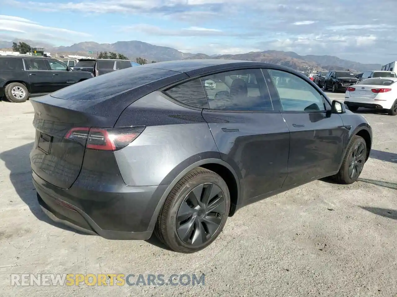 3 fotografías del automóvil dañado 7SAYGDED3RF181758 TESLA MODEL Y 2024