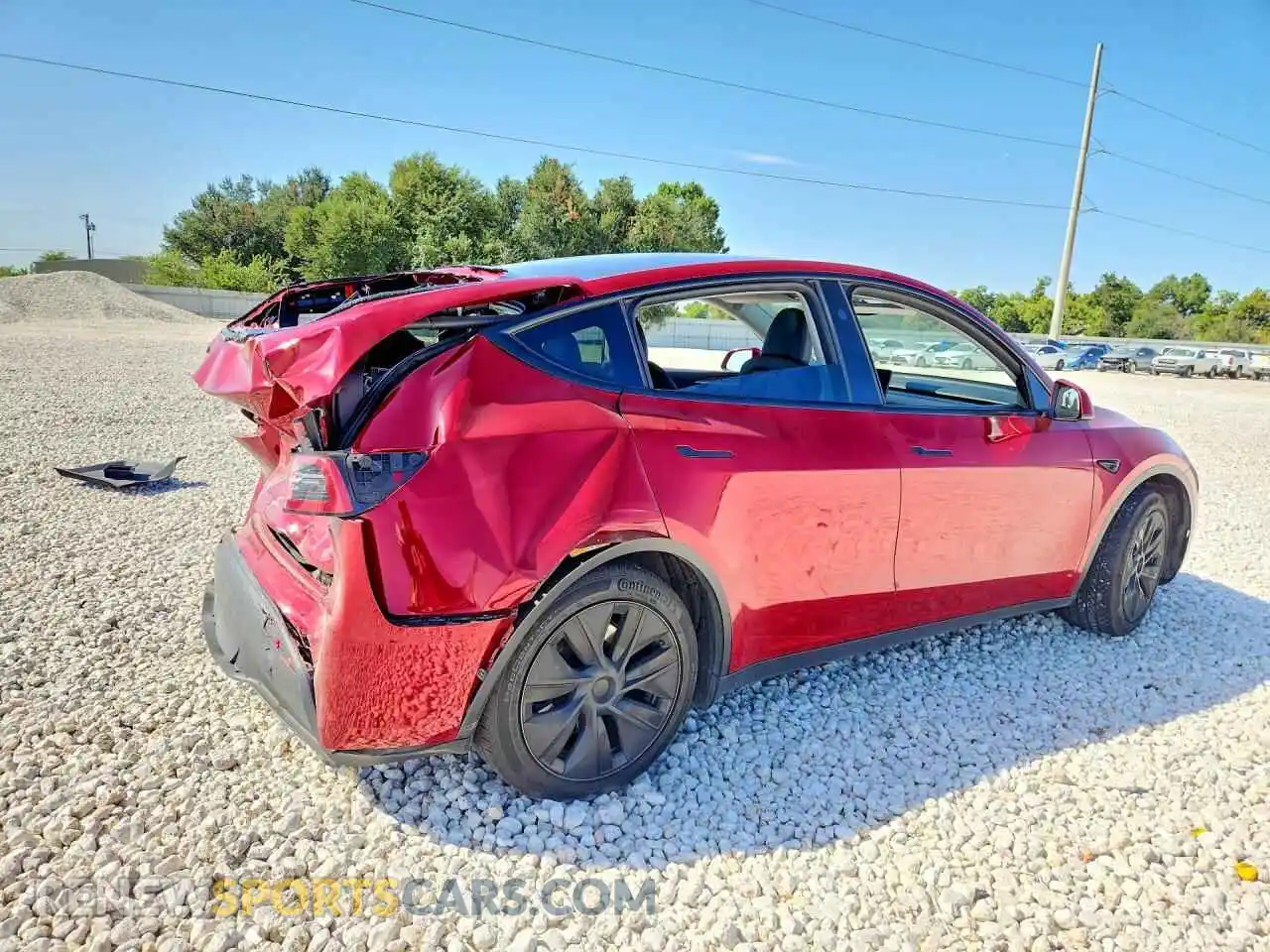 3 Photograph of a damaged car 7SAYGDED4RA311379 TESLA MODEL Y 2024