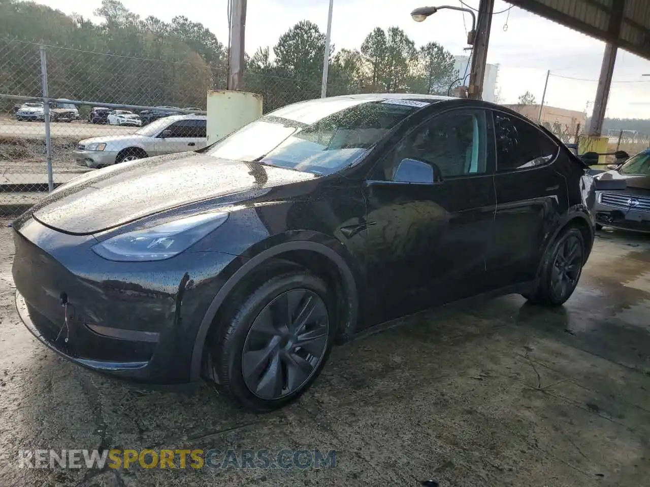 1 Photograph of a damaged car 7SAYGDED4RA318025 TESLA MODEL Y 2024