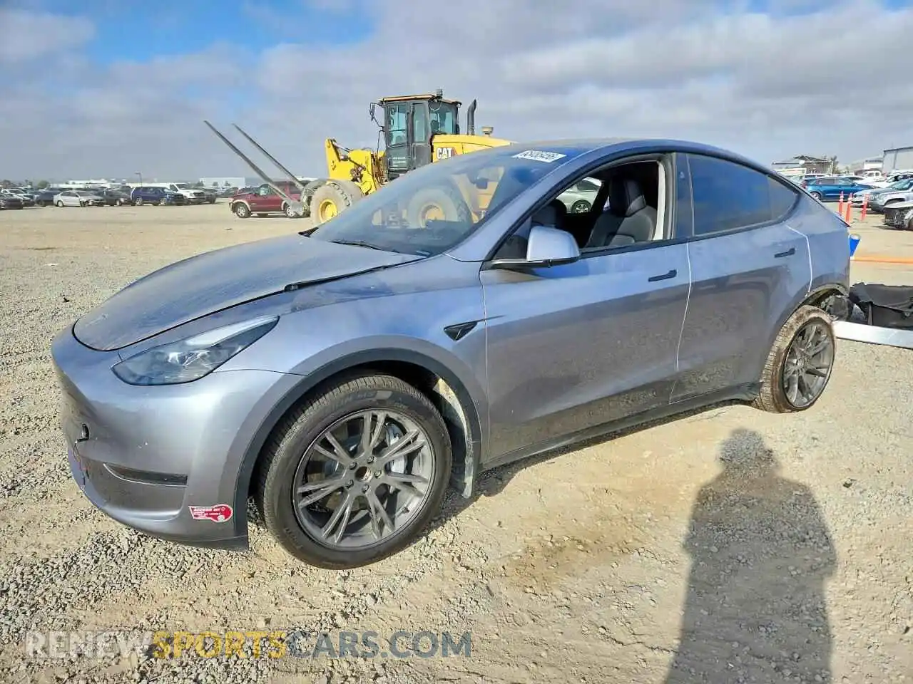 1 Photograph of a damaged car 7SAYGDED4RA320020 TESLA MODEL Y 2024