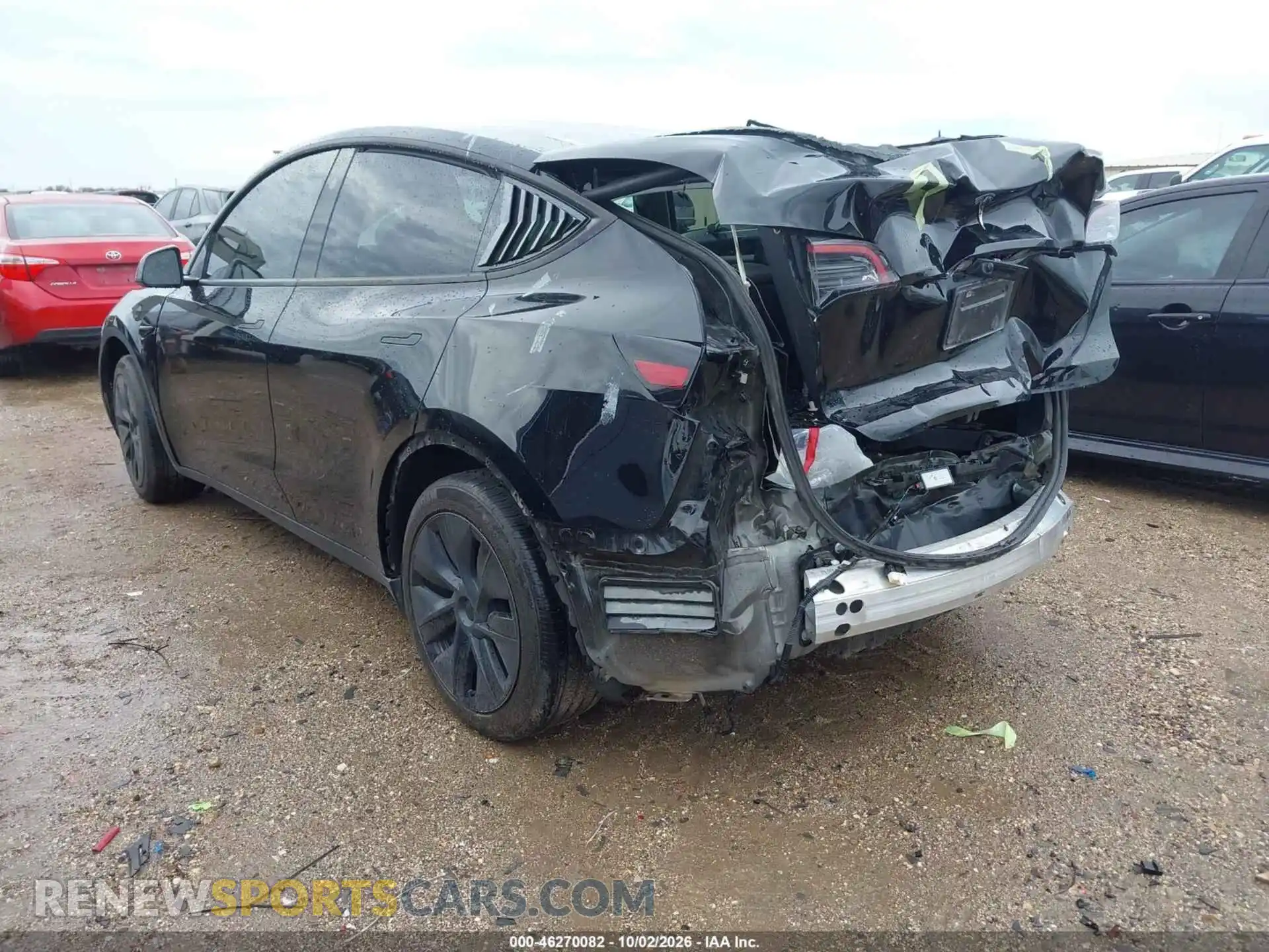 3 Photograph of a damaged car 7SAYGDED4RF114649 TESLA MODEL Y 2024