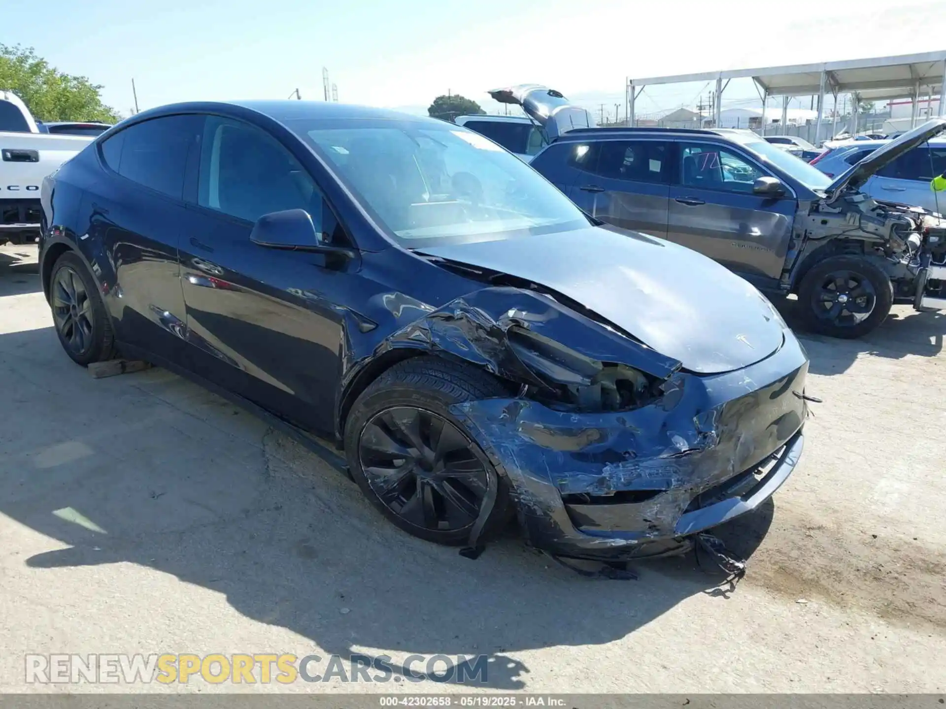 1 Photograph of a damaged car 7SAYGDED4RF115252 TESLA MODEL Y 2024