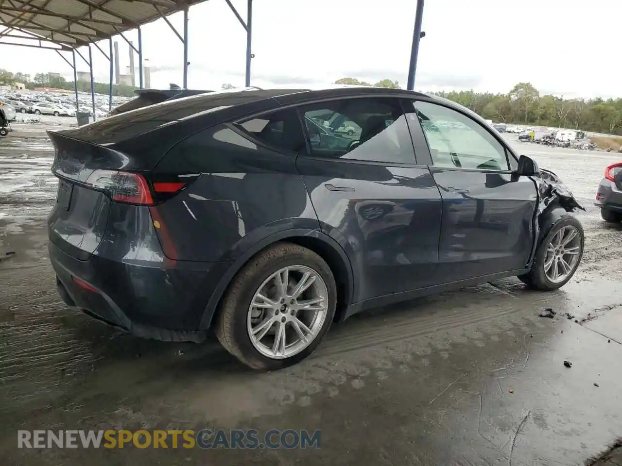 3 Photograph of a damaged car 7SAYGDED5RF043378 TESLA MODEL Y 2024