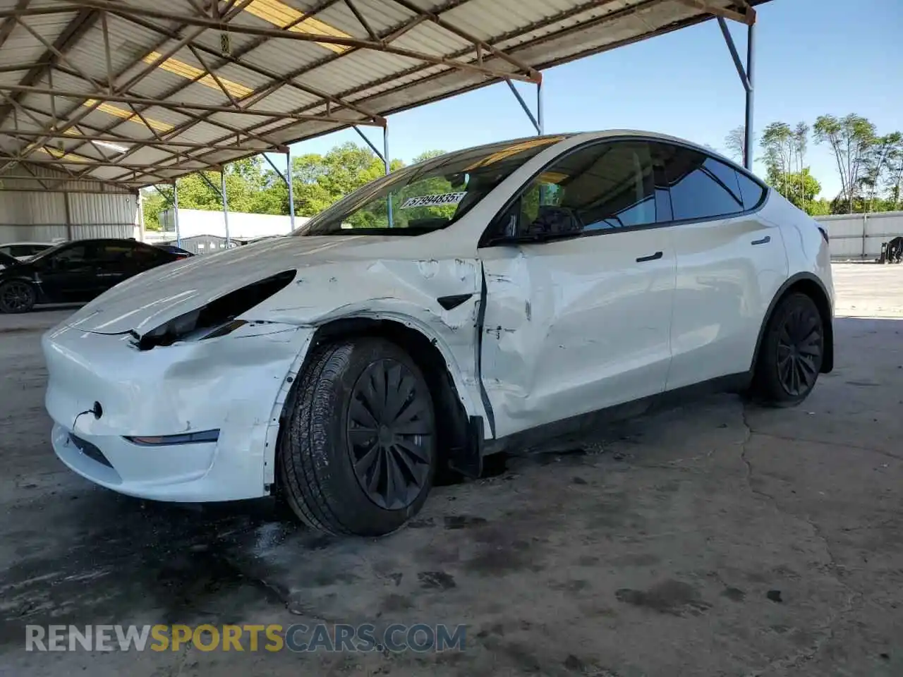 1 Photograph of a damaged car 7SAYGDED5RF086456 TESLA MODEL Y 2024