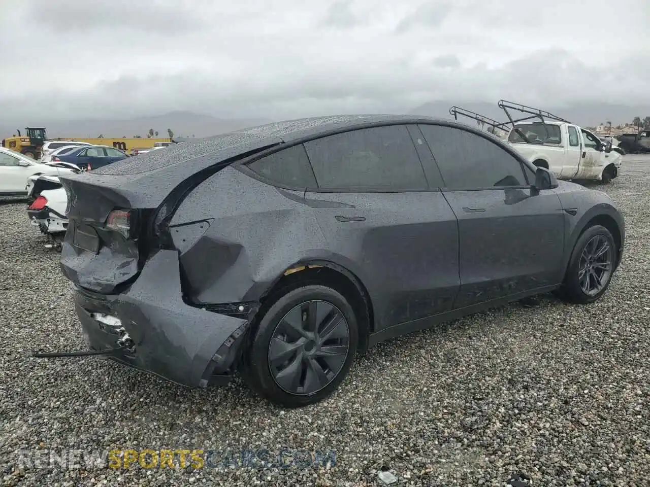 3 Photograph of a damaged car 7SAYGDED5RF125093 TESLA MODEL Y 2024