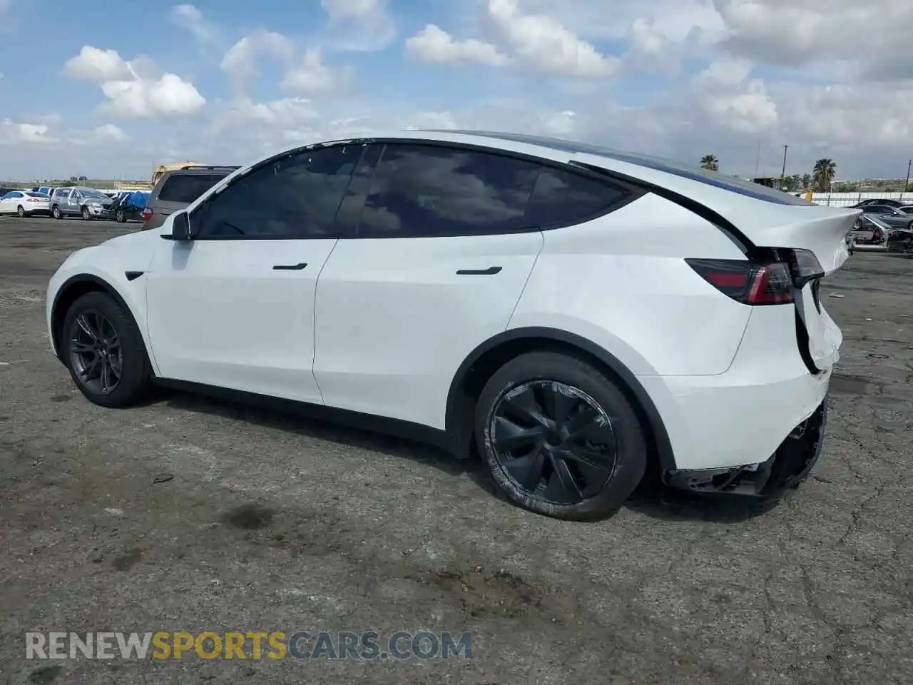 2 Photograph of a damaged car 7SAYGDED5RF158952 TESLA MODEL Y 2024