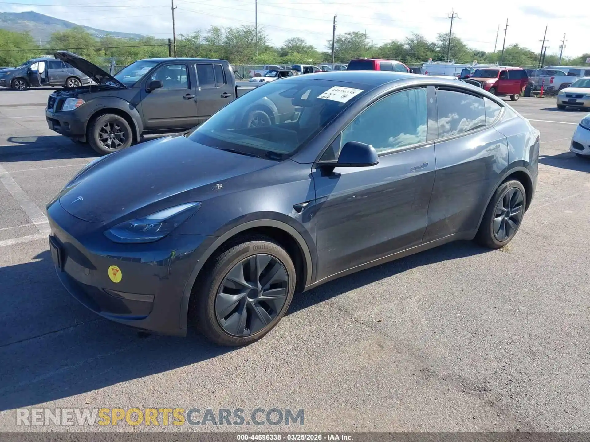 2 Photograph of a damaged car 7SAYGDED5RF208894 TESLA MODEL Y 2024