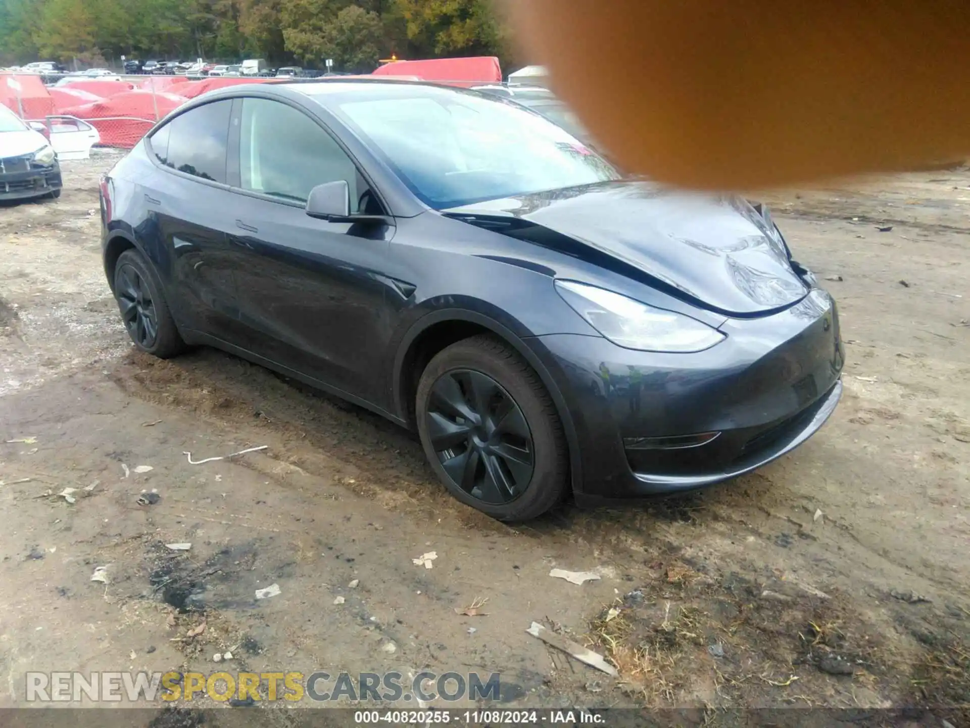 1 Photograph of a damaged car 7SAYGDED6RA310492 TESLA MODEL Y 2024