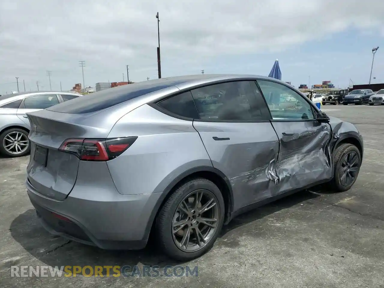 3 Фотография поврежденного автомобиля 7SAYGDED6RA314039 TESLA MODEL Y 2024