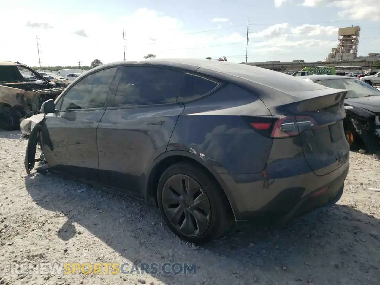 2 Photograph of a damaged car 7SAYGDED6RA329124 TESLA MODEL Y 2024