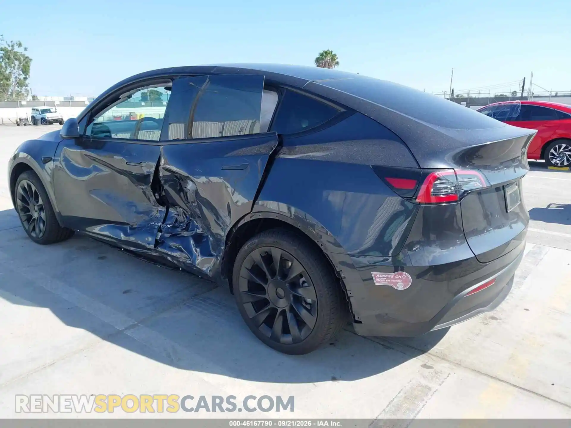 3 Photograph of a damaged car 7SAYGDED6RF057726 TESLA MODEL Y 2024