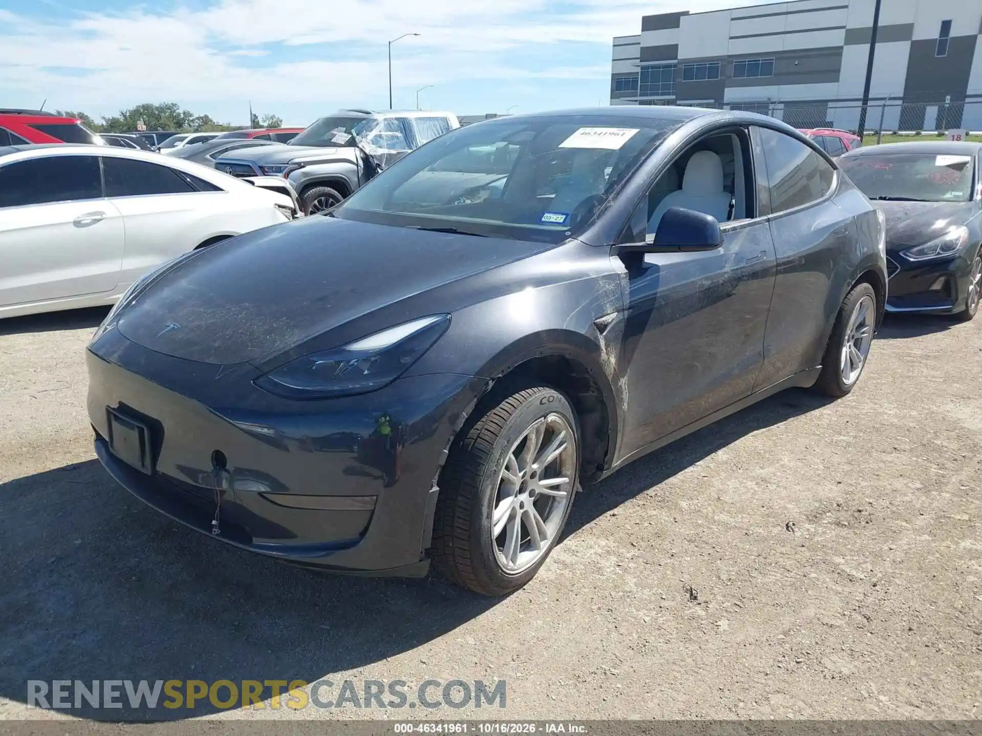 2 Photograph of a damaged car 7SAYGDED6RF091066 TESLA MODEL Y 2024