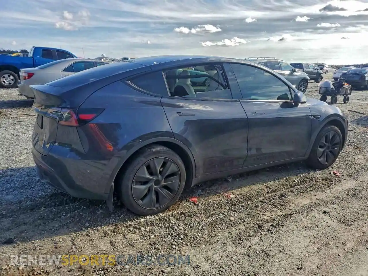 3 Photograph of a damaged car 7SAYGDED6RF104477 TESLA MODEL Y 2024