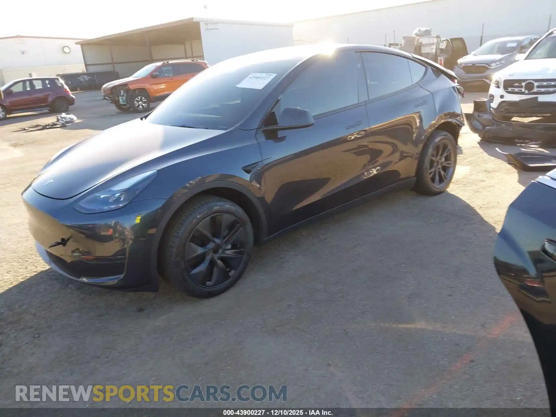 2 Photograph of a damaged car 7SAYGDED6RF149676 TESLA MODEL Y 2024