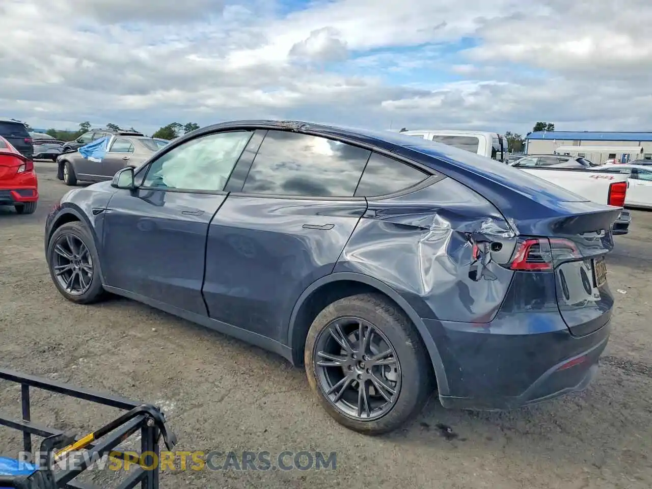 2 Photograph of a damaged car 7SAYGDED6RF206765 TESLA MODEL Y 2024