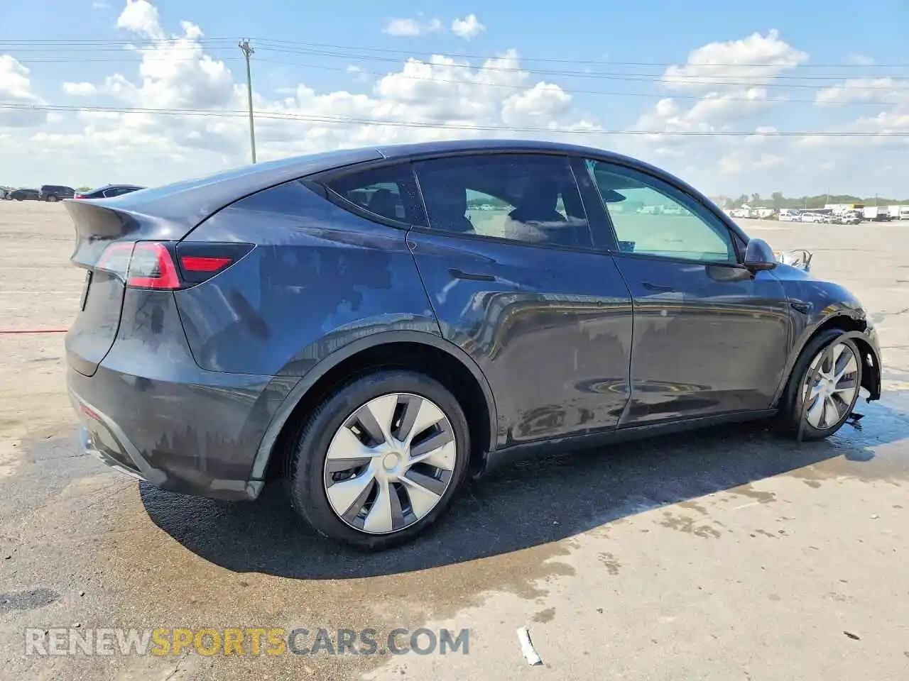 3 Photograph of a damaged car 7SAYGDED7RF093246 TESLA MODEL Y 2024