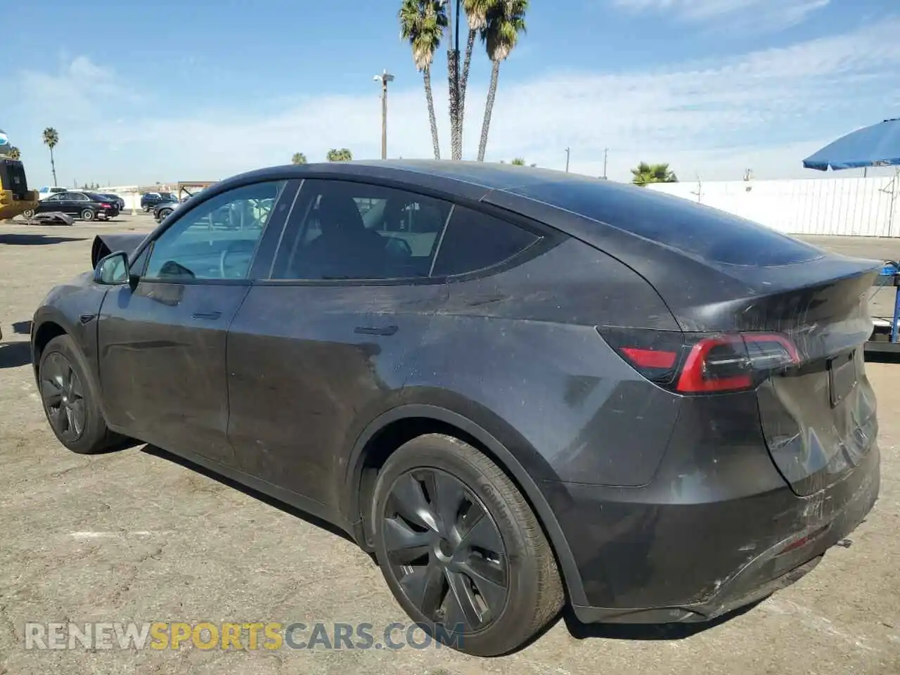 2 Photograph of a damaged car 7SAYGDED7RF103158 TESLA MODEL Y 2024